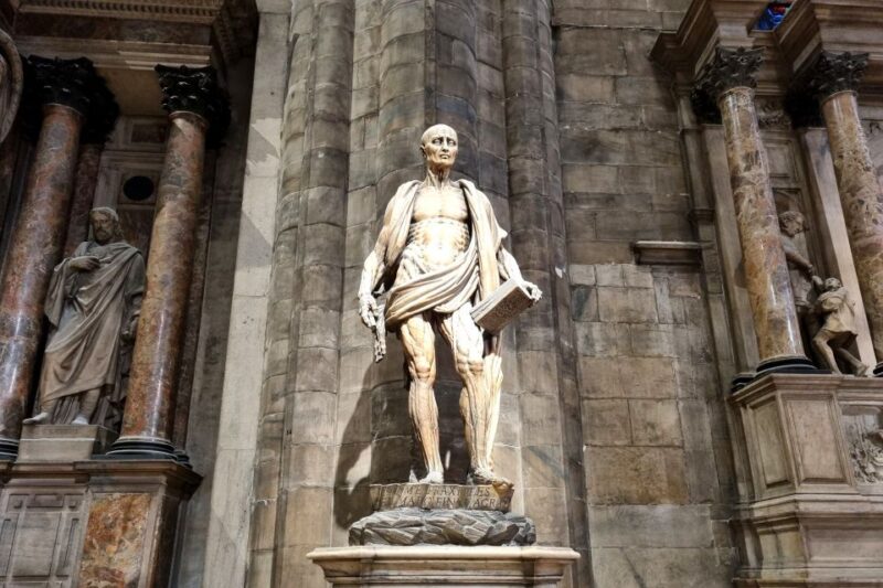 Milan: Duomo Rooftop and Cathedral Guided Tour With Tickets - Experience Highlights
