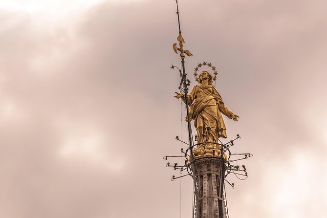 Milan Duomo Rooftop Tour - Nearby Transportation