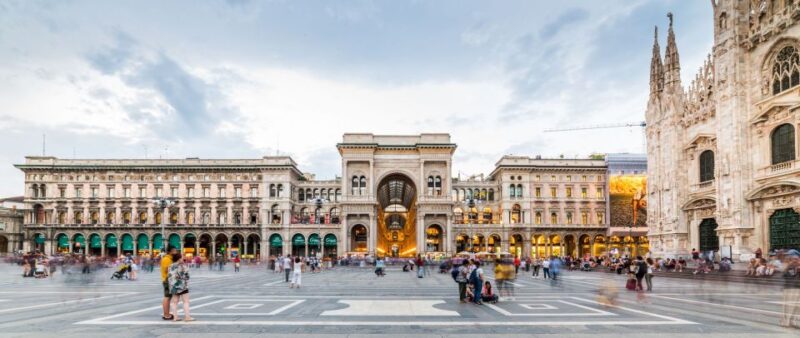 Milan: Duomo With Rooftop Private Tour, Food, & Wine Tasting - Duomo and Rooftop Access