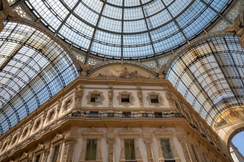 Milan: Express Walk With a Local in 90 Minutes - Tour Logistics