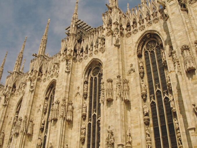 Milan: Guided Cathedral Tour With Rooftop Terraces Access - Capturing Panoramic City Views From Rooftops