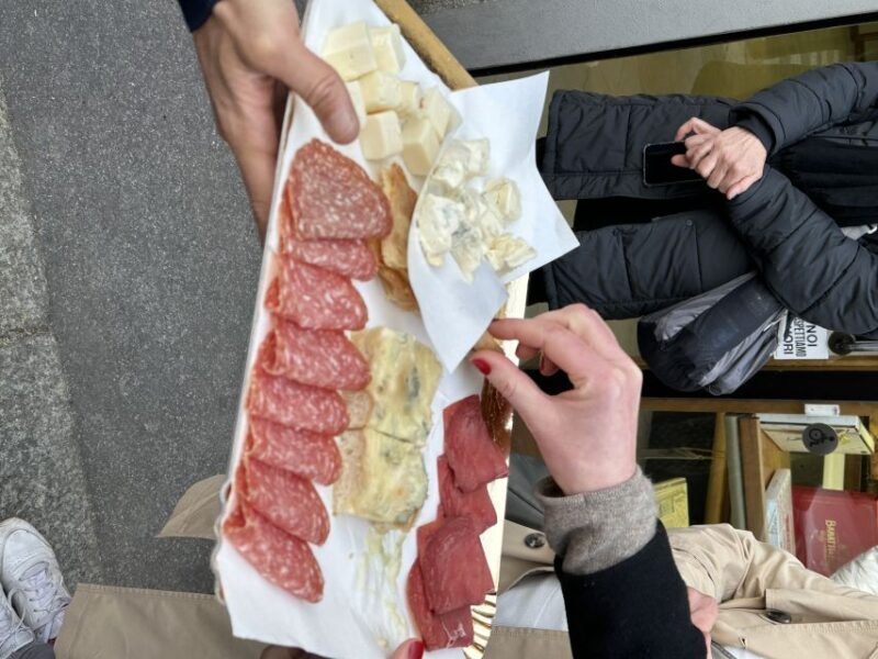 Milan: Guided Street Food Walking Tour With Food Tasting - Local Guide and Tour Commentary