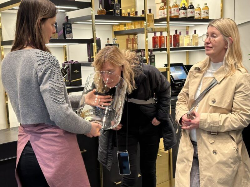 Milan: Guided Street Food Walking Tour With Food Tasting - Customer Feedback and Ratings