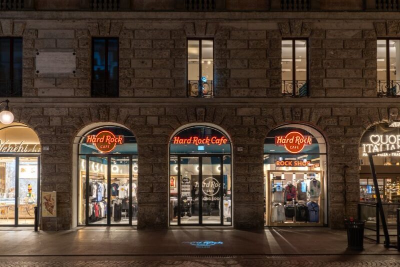 Milan: Hard Rock Cafe With Set Menu for Lunch or Dinner - Customer Reviews and Feedback