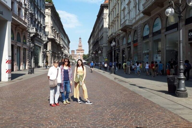 Milan : Highlights & Hidden Gems Private Walking Tour - Discovering Brera District