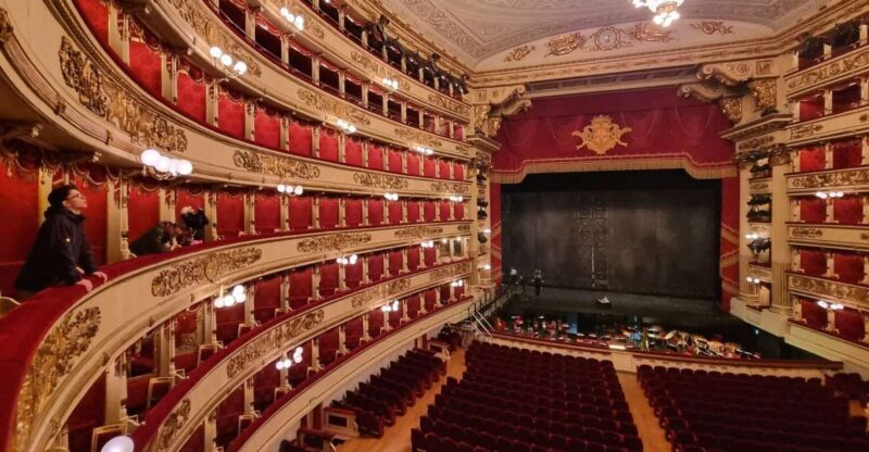 Milan: La Scala Theater and Museum Tour With Entry Tickets - Highlights of the Guided Tour