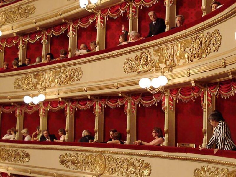 Milan: La Scala Theater Guided Tour Symphony of Legends - Important Information and Conditions
