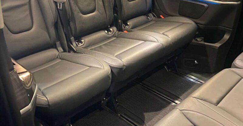 Milan LINATE Airport Transfer VIP Service MINIVAN V CLASS MB - Customer Feedback