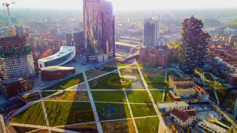 Milan: Modern Milan & Architecture Small Group Tour - Itinerary Highlights
