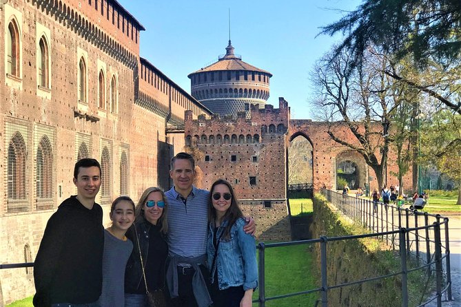 Milan Must-See Sites Guided Tour With Skip-The Line Tickets to Duomo & Cathedral - Personalized Small-Group Experience