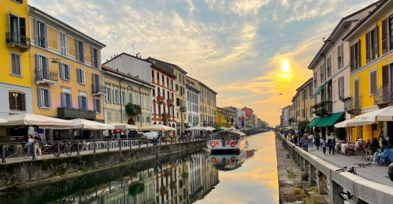 Milan: Navigli Canal Boat Cruise - Overview of the Navigli Canal Boat Cruise