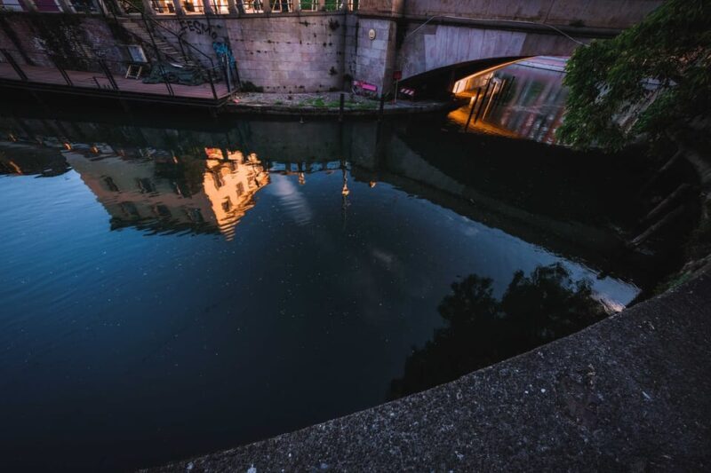 Milan: Navigli District Guided Canal Cruise - Guide and Audio Experience