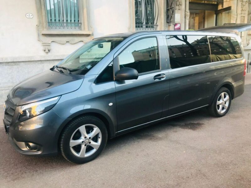 Milan: ORIO AL SERIO BGY Airport Transfer in Luxury MINIVAN - Key Points