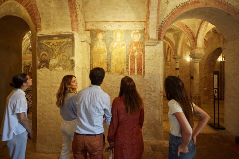 Milan: Pinacoteca Ambrosiana and San Sepolcro Crypt Ticket - Meeting Point and Access Details