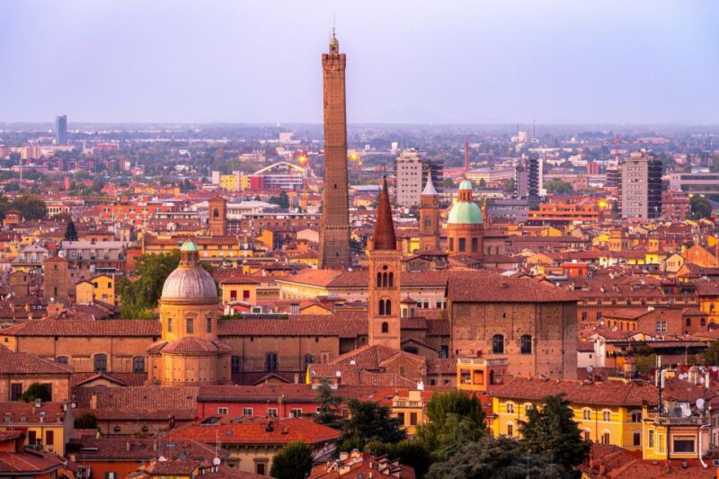 Milan: Private Day Trip to Bologna With Sightseeing Tour - Transportation and Accessibility