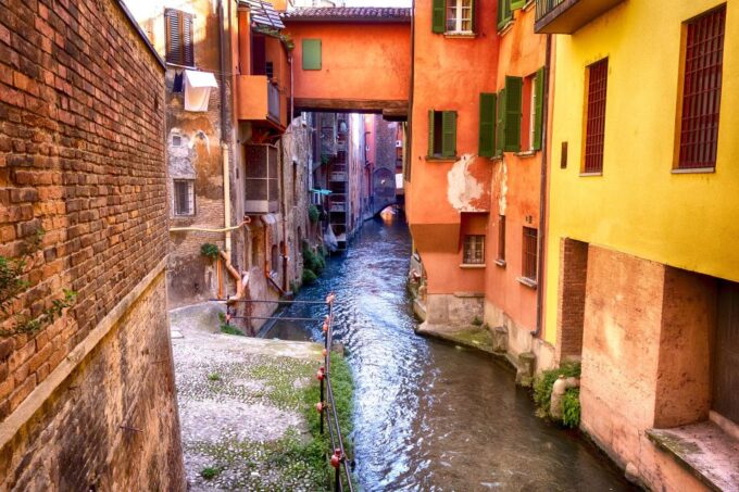 Milan: Private Day Trip to Bologna With Sightseeing Tour - Hassle-Free Booking and Cancellation