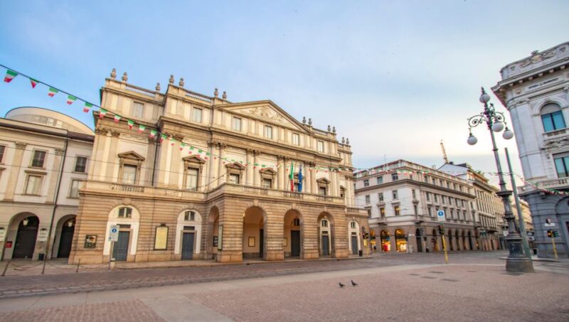 Milan: Private Exclusive History Tour With a Local Expert - Important Information