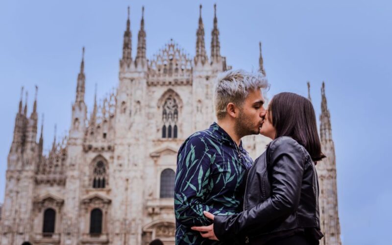 Milan: Private Professional Photoshoot at the Duomo - Meeting Point and Accessibility