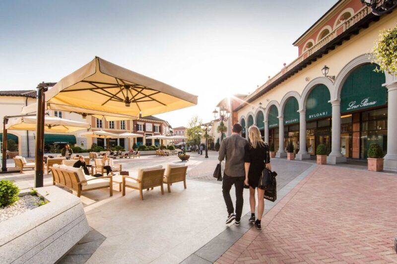Milan: Serravalle Designer Outlet Roundtrip Bus Transfer - Shopping Experience at Serravalle Designer Outlet
