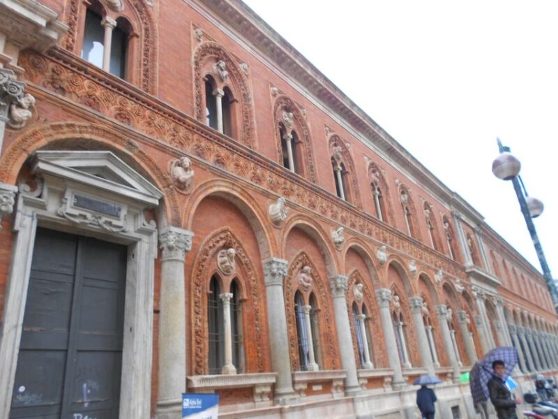 Milan: Skip the Line Castle and Renaissance Private Tour - Itinerary Highlights