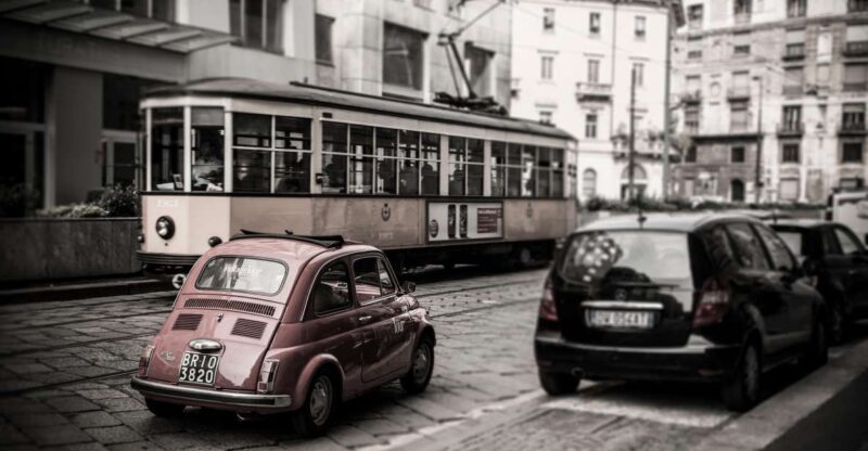 Milan: Skyline Tour by Vintage Fiat 500 (1 H, 1 Stop) - Starting Location