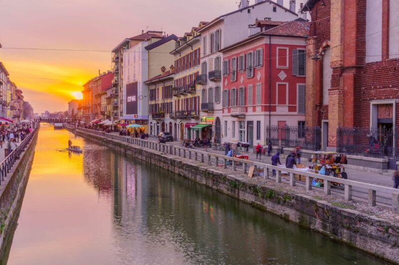 Milan: Small Group Naviglio Grande Aperitivo Tour - Experience Highlights
