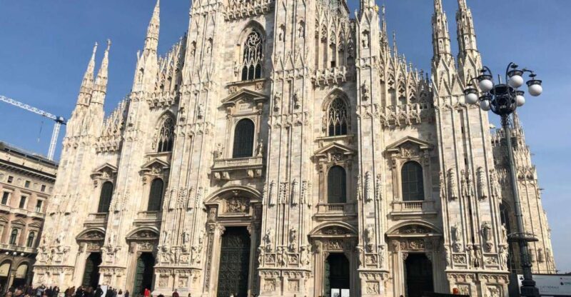Milan: Small Group Walking Tour With Last Supper Access - Key Points