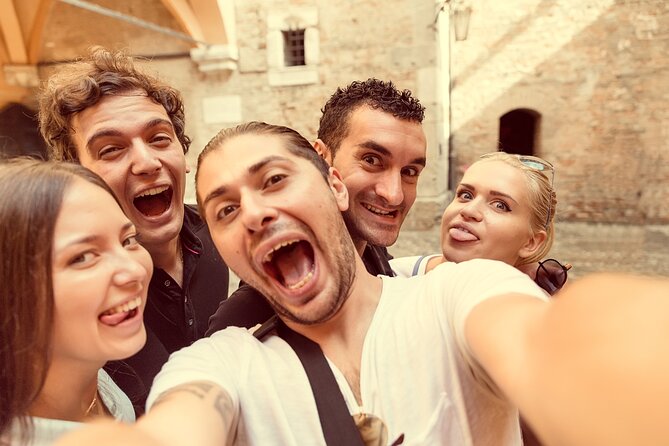 Milan Treasure Hunt for Groups of Friends, Team Building & Company Incentives - Educational Component