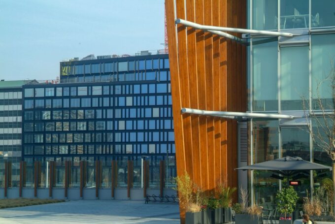 Milans Modern Architecture: 3-Hour Bike Tour - Cycling Through Sforza Castle