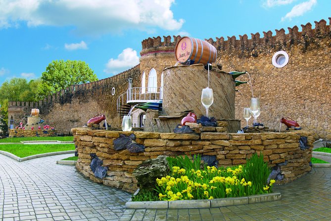 Milestii Mici Is the Largest Cellars of Wine in the World! Tour - Accessibility and Guest Requirements