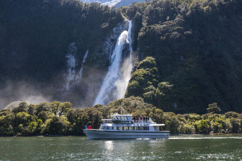Milford Sound: 2-Hour Small Boat Scenic Cruise - Recap
