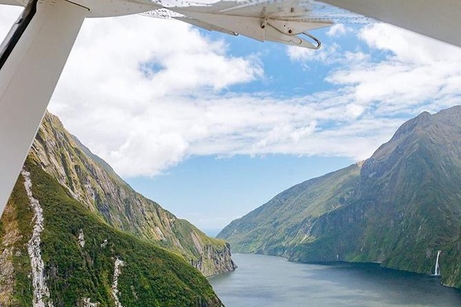 Milford Sound Coach, Cruise and Flight Sightseeing Tour From Queenstown - Meeting and Pickup Information