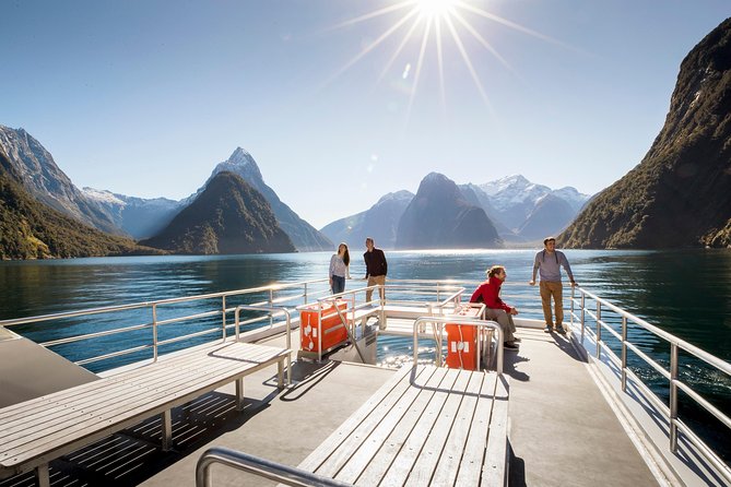 Milford Sound Coach, Cruise and Underwater Observatory With Lunch Ex Te Anau - Accessibility and Amenities