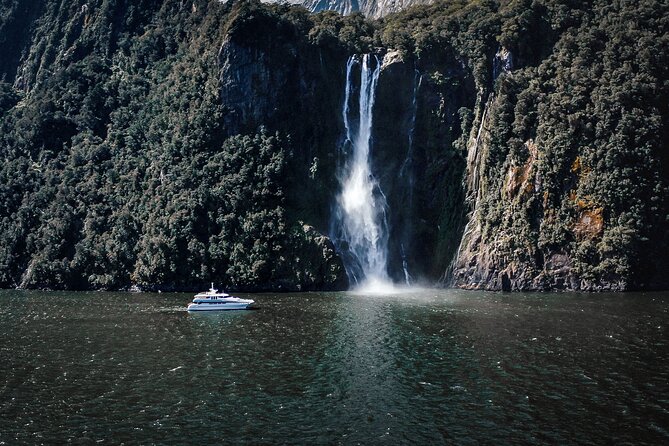 Milford Sound Cruise - Boat Features and Amenities