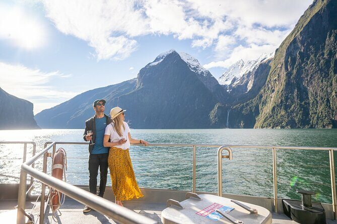 Milford Sound Full Day Tour from Te Anau with Cruise - Key Points