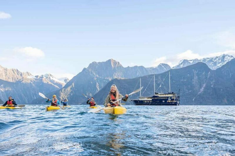 Milford Sound: Overnight Cruise with Water Activities - Dinner and Nighttime Experience