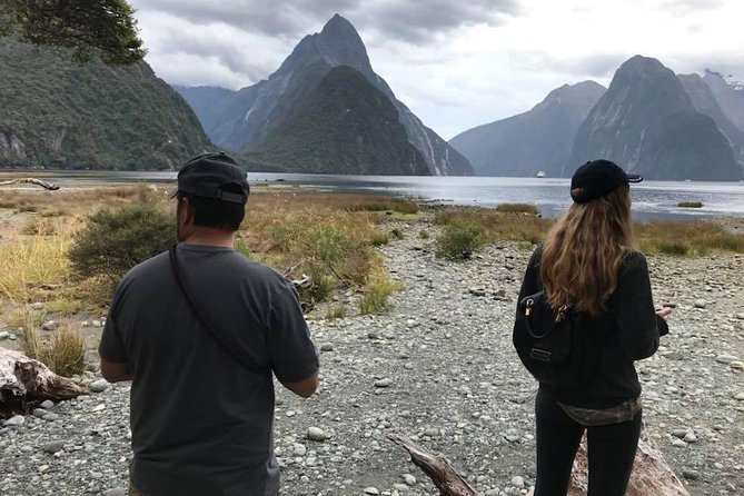 Milford Sound Private Tour With Lunch and Boat Cruise - Boat Cruise in Milford Sound