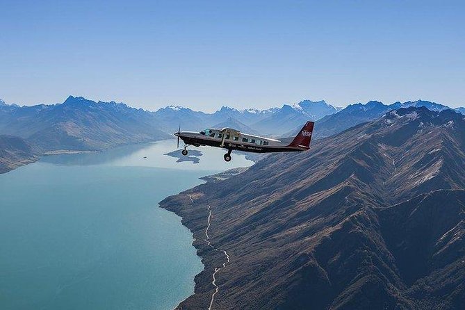Milford Sound Walking Tour With Round-Trip Scenic Flight From Queenstown - Hiking Experience