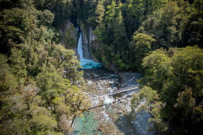 Milford Track: Full Day Guided Hike and Nature Cruise - What to Bring