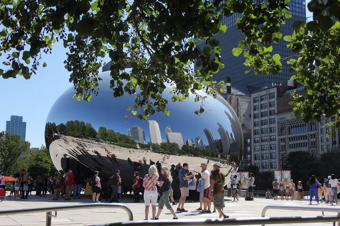 Millennium Park Art and Architecture Walking Tour - Iconic Millennium Park Sculptures
