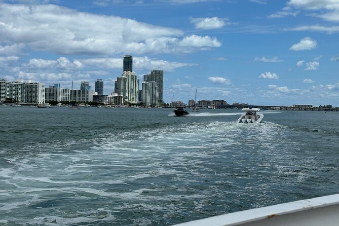 Millionaire Homes Miami Favorite Boat Cruise - Booking and Payment Options