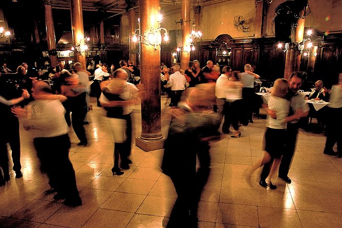 Milonga Tour in Buenos Aires - Group Size and Availability