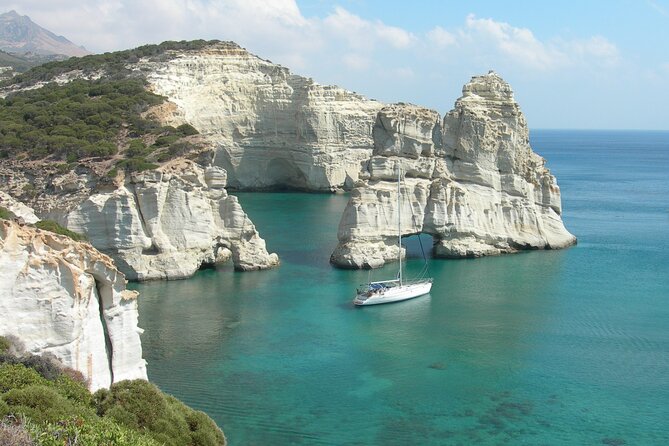 Milos and Polyaigos Full Day Cruise With Meals and Snorkelling - Location and Meeting Point