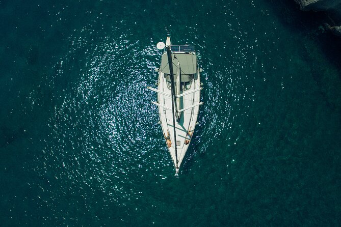 Milos and Polyaigos Full Day Cruise With Meals and Snorkelling - Meals and Refreshments