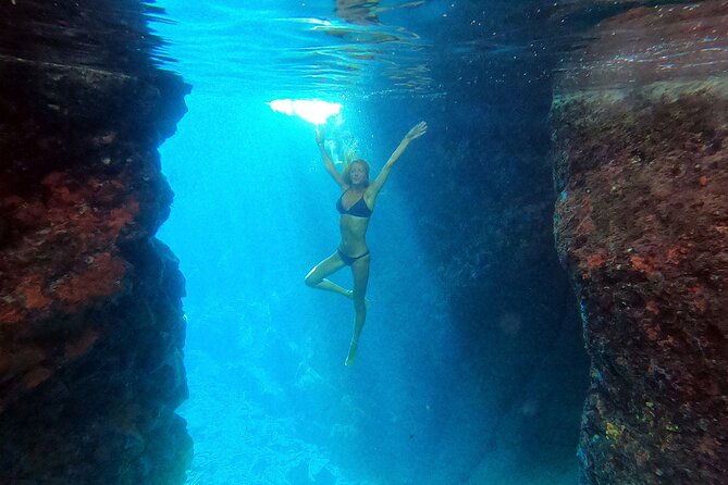 Milos Caves Snorkelling Catamaran Cruise in a Small Group - Itinerary and Highlights