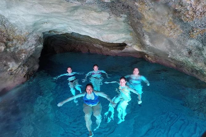 Milos Caves Snorkelling Catamaran Cruise in a Small Group - Passenger Capacity and Space