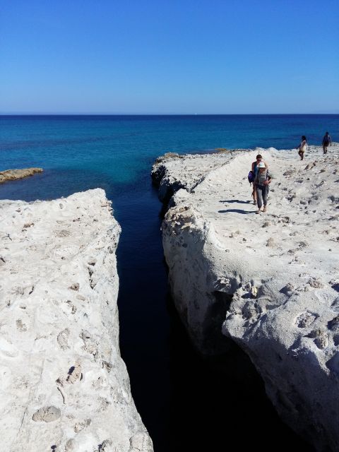Milos Geological Hiking Tour - Hiking the Northern Path