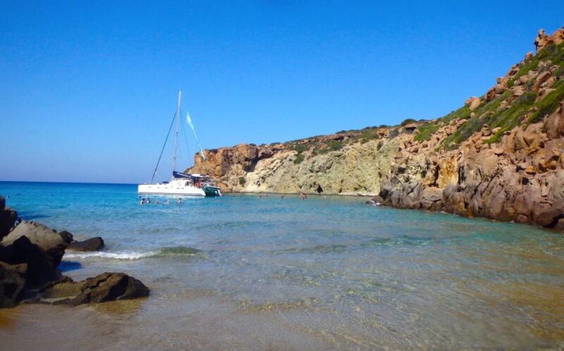 Milos: Half-Day Morning Catamaran Cruise to Kleftiko - Meeting Point and Departure