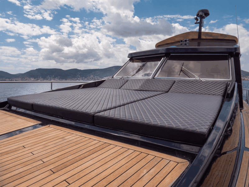 Milos: Luxury Motoryacht Cruise to Kleftiko With Lunch - Inclusions and Services