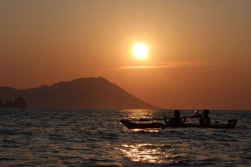 Milos: Sea Kayaking Trip at Sunset With Snack - Key Points